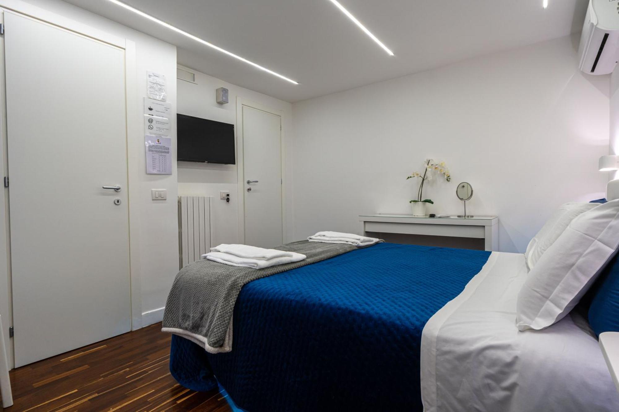 나폴리 Skyhouse Duomo B&B 외부 사진