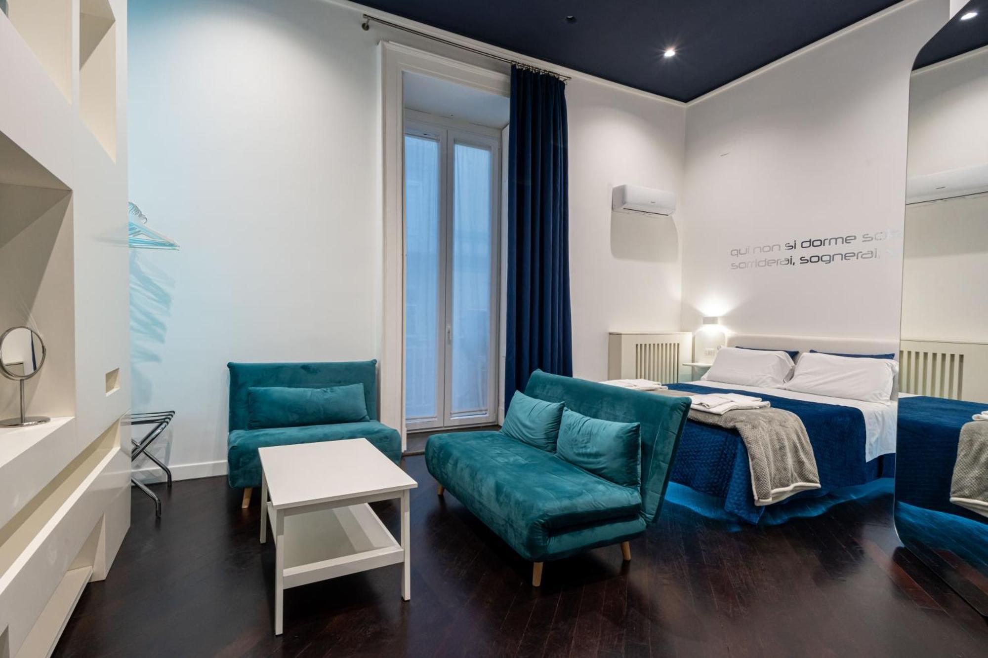 나폴리 Skyhouse Duomo B&B 외부 사진